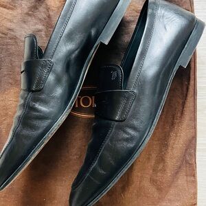Tod's Black Leather Men's Slip-On Loafers